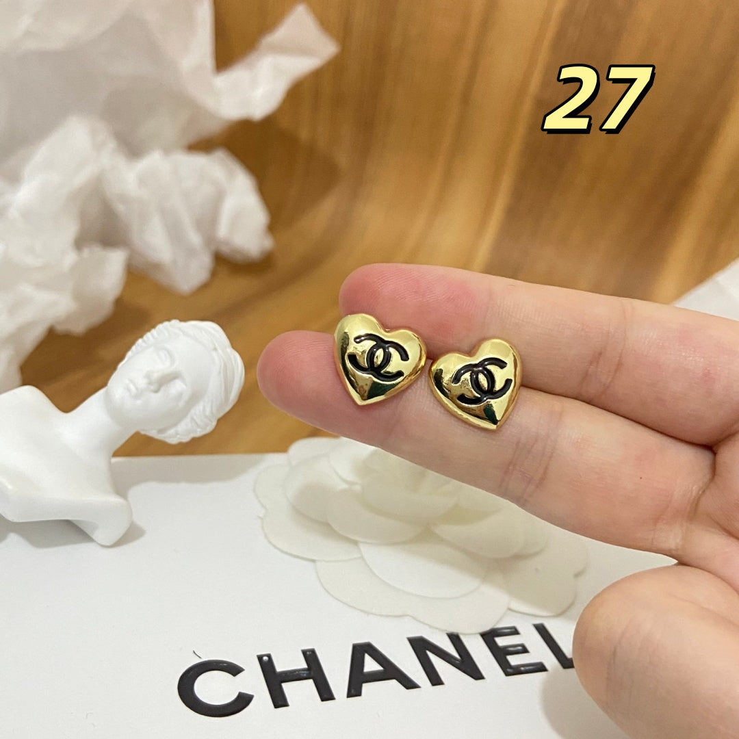 Classic Designer Style Pearl Earrings for Daily Wear