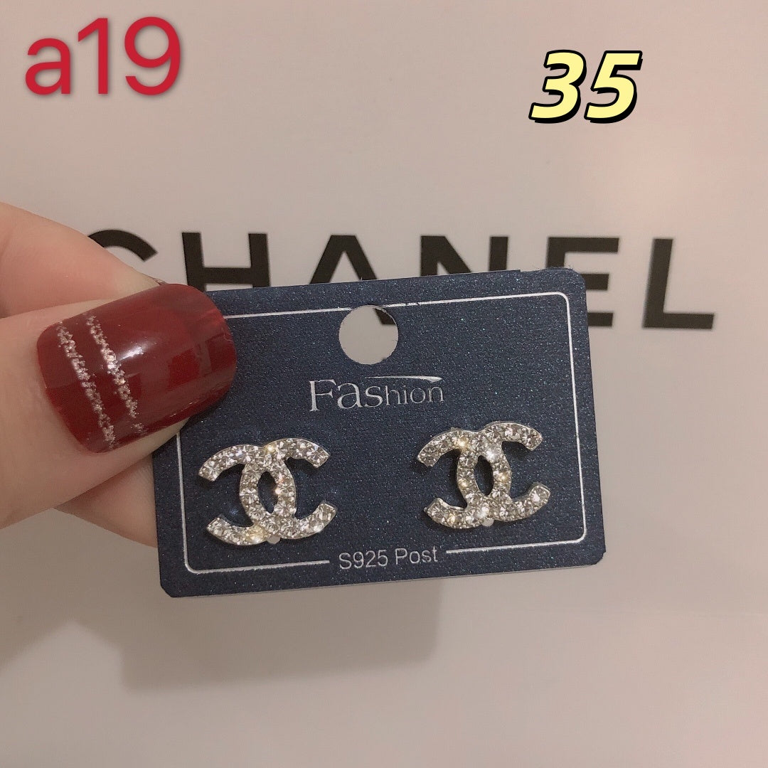 Classic Designer Style Pearl Earrings for Daily Wear