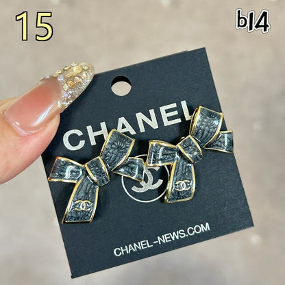 Classic Designer Style Pearl Earrings for Daily Wear