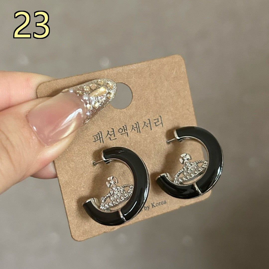 Classic Designer Style Pearl Earrings for Daily Wear