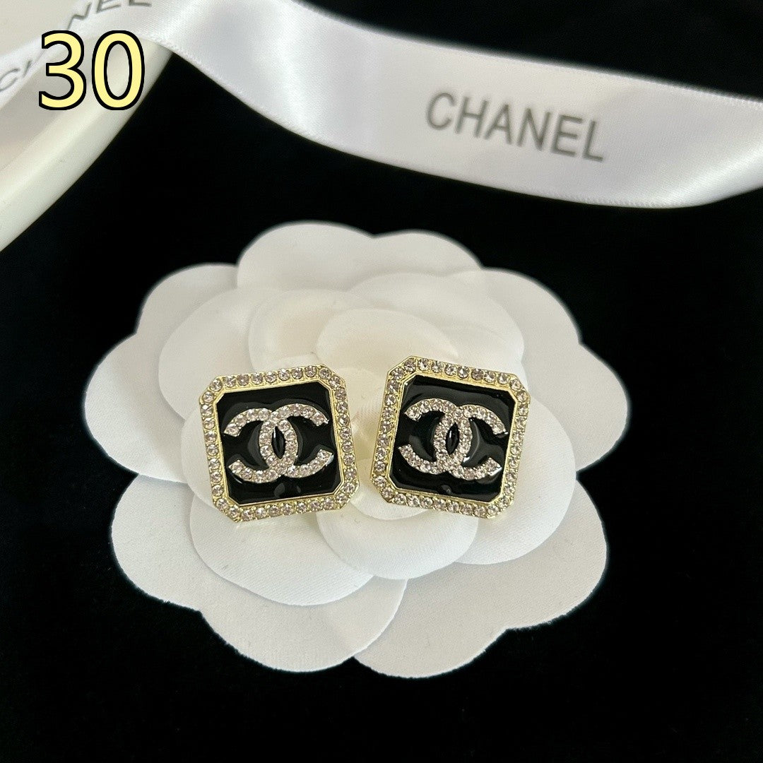 Classic Designer Style Pearl Earrings for Daily Wear