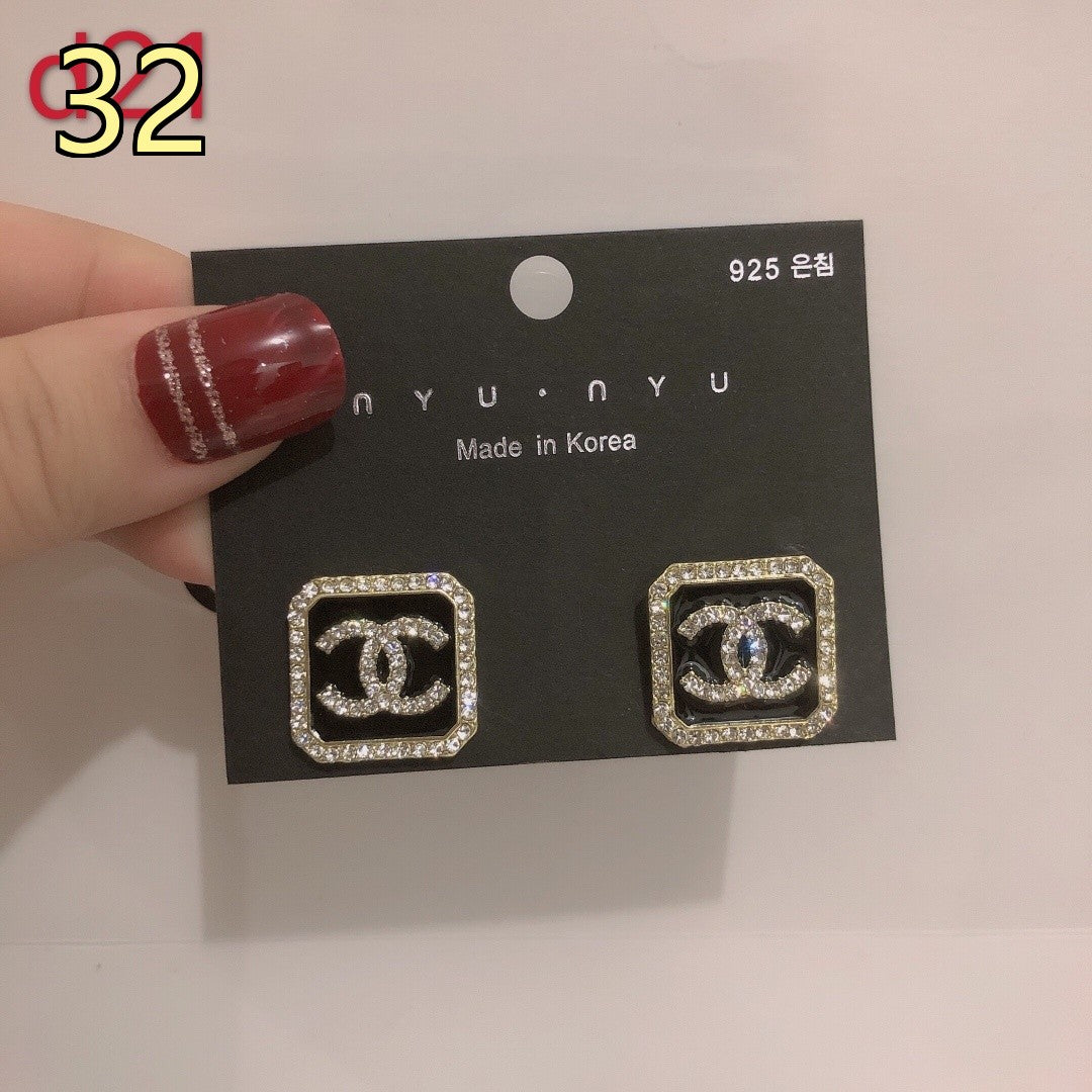 Classic Designer Style Pearl Earrings for Daily Wear