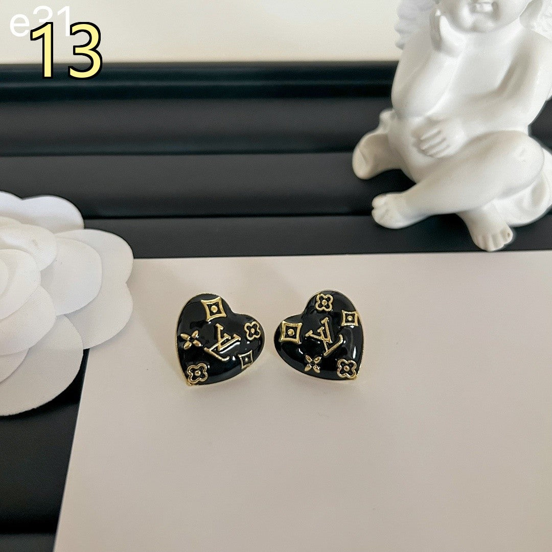 Classic Designer Style Pearl Earrings for Daily Wear