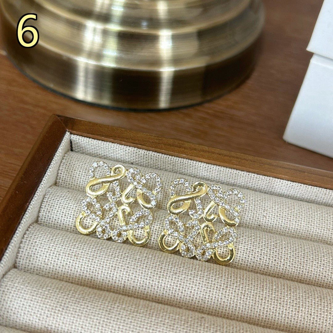 Classic Designer Style Pearl Earrings for Daily Wear