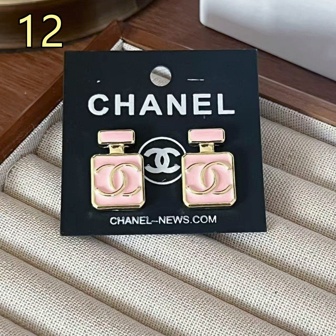 Classic Designer Style Pearl Earrings for Daily Wear