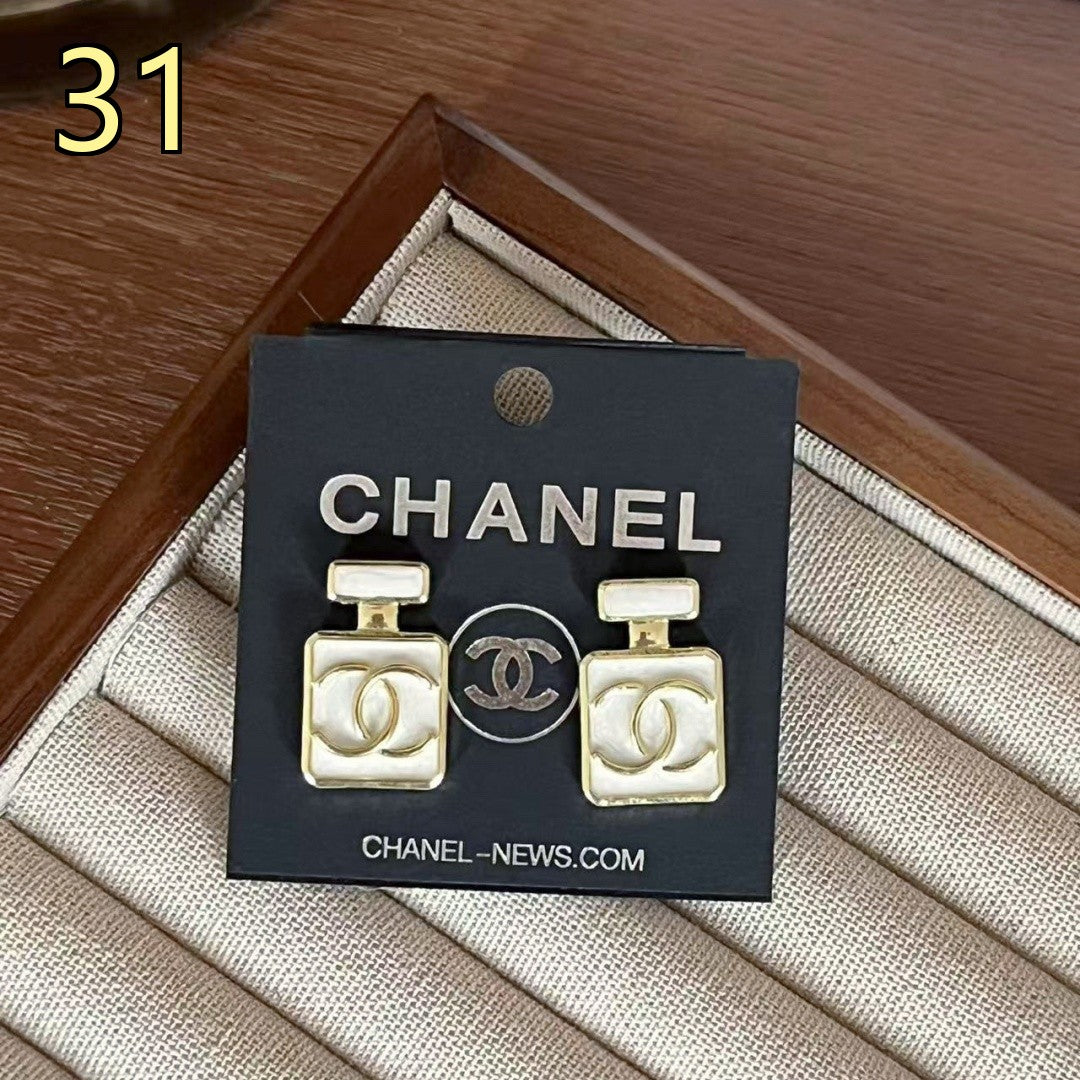 Classic Designer Style Pearl Earrings for Daily Wear