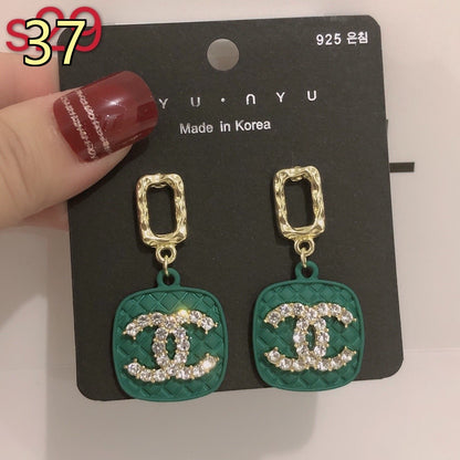 Classic Designer Style Pearl Earrings for Daily Wear