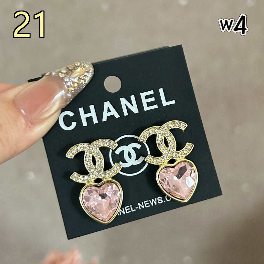 Classic Designer Style Pearl Earrings for Daily Wear