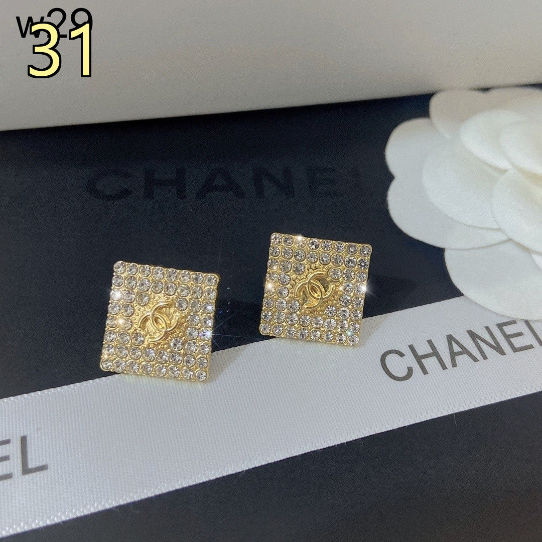 Classic Designer Style Pearl Earrings for Daily Wear