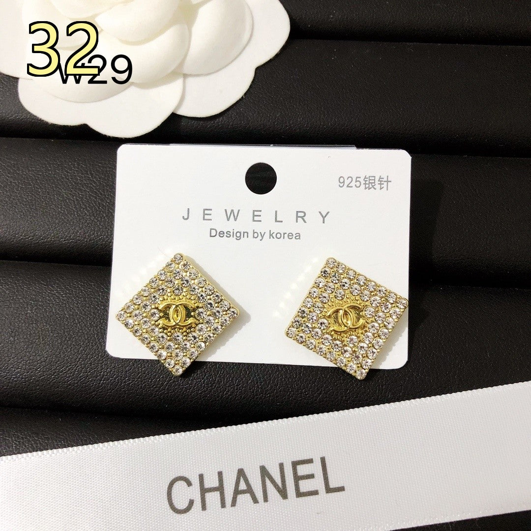 Classic Designer Style Pearl Earrings for Daily Wear
