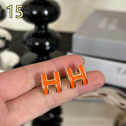 Classic Designer Style Pearl Earrings for Daily Wear