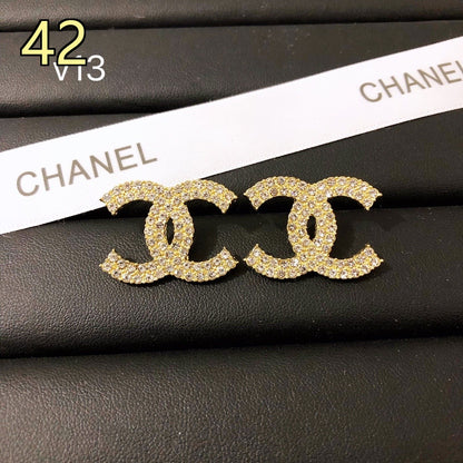 Classic Designer Style Pearl Earrings for Daily Wear