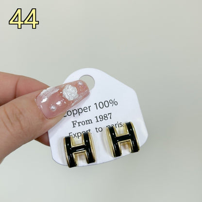 Classic Designer Style Pearl Earrings for Daily Wear