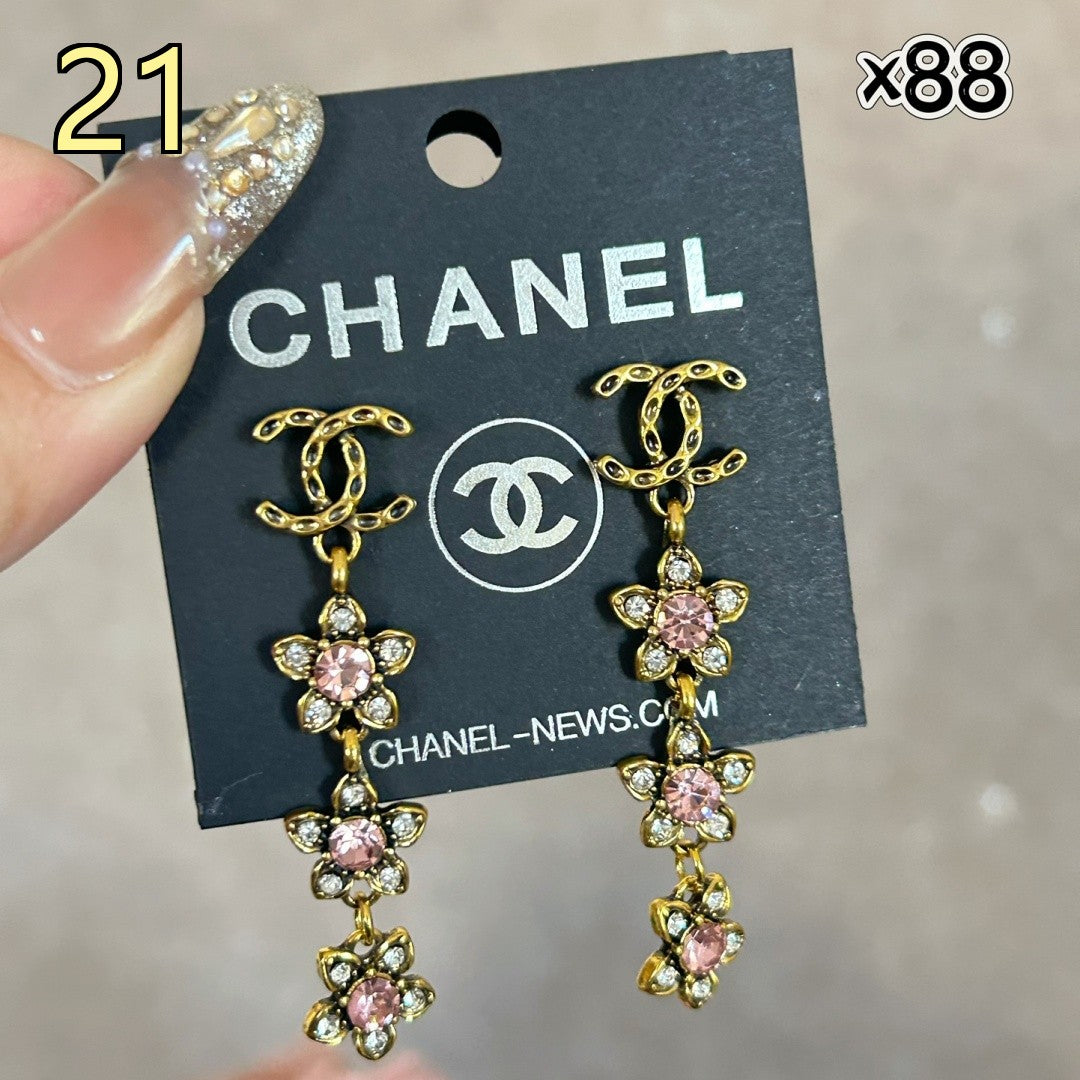 Classic Designer Style Pearl Earrings for Daily Wear