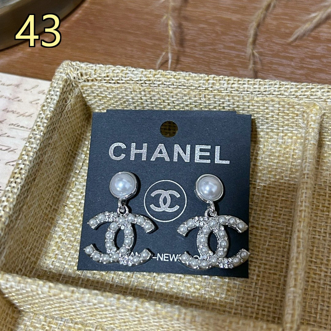 Classic Designer Style Pearl Earrings for Daily Wear