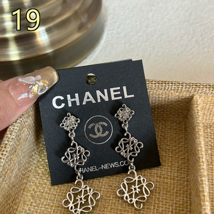 Classic Designer Style Pearl Earrings for Daily Wear