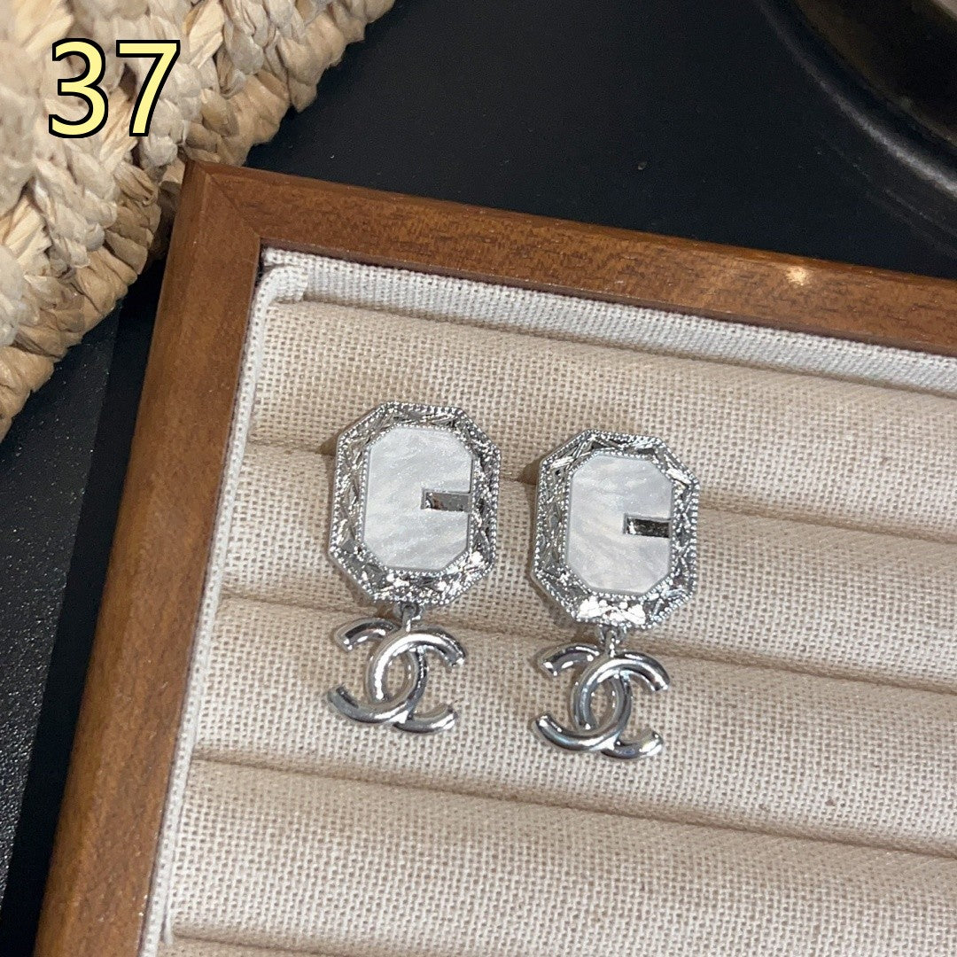 Classic Designer Style Pearl Earrings for Daily Wear