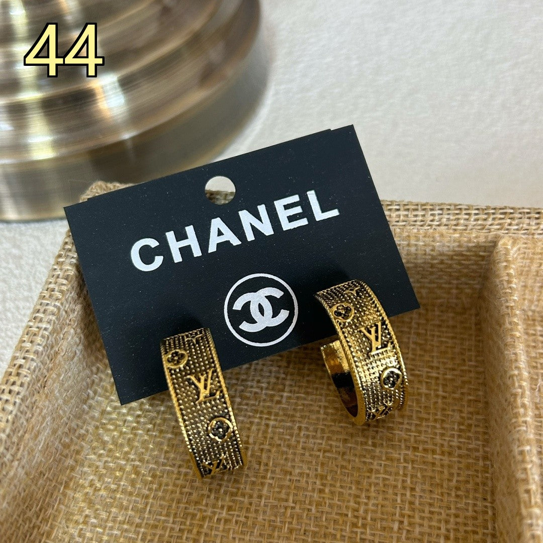 Classic Designer Style Pearl Earrings for Daily Wear