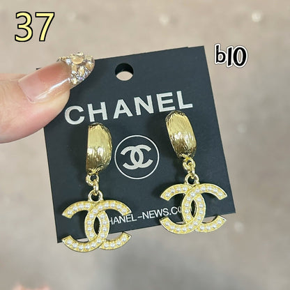 Classic Designer Style Pearl Earrings for Daily Wear