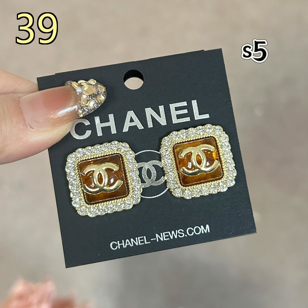 Classic Designer Style Pearl Earrings for Daily Wear